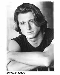 2023: William Zabka (età 58), Ian Ziering (età 59), Martin (età 77) 1993:  Will (età 28), Ian (29) Mar (47) : r/cobrakai