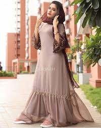 Pin By Robin On Mehfil Designer Party Wear Dresses Party Wear Dresses Model Dress