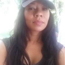 Julia Cade-Mathews (@ju_cade)