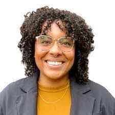 Jaclyn Coates's Instagram, Twitter & Facebook