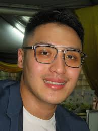 Kee Hua Chee Live!: PART 3---DATO SRI MAJOR DR EDMUND GOH DONATED RM 23,000  CASH TO 6 CHARITIES TO CELEBRATE HIS 36th BIRTHDAY AND ALSO HIS BIGGEST  FAILURE IN LIFE---HE FAILED TO