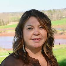 Cheryl Maloney's Instagram, Twitter & Facebook