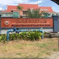 Ada syarat jual beli tanah yang perlu dipenuhi dan tentunya cukup rumit seperti berikut. Pejabat Tanah Dan Daerah Kota Setar Jalan Suka Menanti