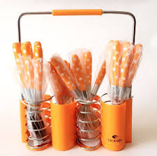 Pembayaran mudah, pengiriman cepat & bisa cicil 0%. Jual Sendok Vicenza Polkadot V245c Original Set Sendok Makan Visensa Best Seller Cek Harga Di Pricearea Com
