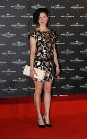 Slavný pár tuto zprávu odtajnil během rozhovoru přímo na filmovém festivalu v karlových varech. Martha Issova In Chatty Formal Dresses Fashion Dresses