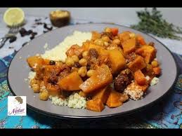 Orientalisches Gemuse Pfanne Mit Kurbis Susskartoffeln Kichererbsen Aus Kuskus I Vegan Youtube Kichererbsen Kurbis Susskartoffel Rezepte