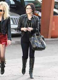 Pin By Millee On Outfit Demi Lovato Style Fashion Style Inspiration Winter