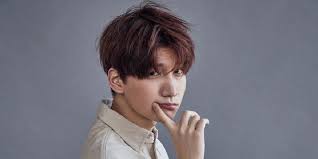 He is the maknae and one of the vocalists of the boy group vixx. Allkpop On Twitter Vixx S Hyuk Reveals Preview Of Upcoming Self Composed Single Boy With A Star Https T Co Gwab3mohvh