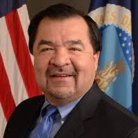 Al Almanza's Instagram, Twitter & Facebook