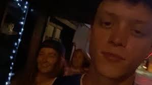 Day 2 of telling Noelle I miss her until she visits me. James, you’re too  far to visit now tf dude. , Please make jokes about my laugh.