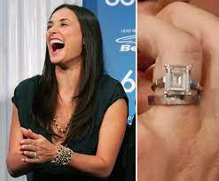 Natalie Portman Demi Moore Engagement Ring Celebrity Engagement Rings Engagement Celebration