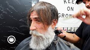 Man Becomes Silver Fox After Hair & Beard Transformation