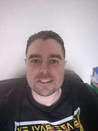 Hi everyone :) My name is Matt and I'm 26 years old living in Bristol and I  have autism/aspergers Syndrome. As it stands I don't have any friends to  meet up with/socialize