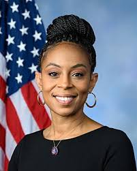 Shontel Brown Facts for Kids