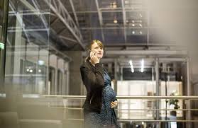 Wie errechne ich den entbindungstermin? Geburtstermin Berechnen Alle Infos Uber Die Vorhersage Der Geburt