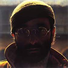 He also played clarinet and keyboards. Lucio Dalla Vinyl Lp Amazon De Musik Cds Vinyl