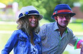 Bei fahrrad.de findest du ein vielfältiges angebot an ansprechend designten. Fahrradhelme Im Style Test Gut Drauf Panorama Stuttgarter Zeitung