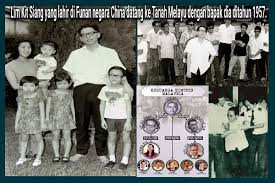 Lim kit siang insieme a suo figlio lim guan eng ha visitato la sua casa ancestrale in cina nel novembre 2008 (riportato in chinapress). Ada Siapa Berani Sangkal Anti Dap Club