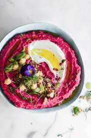sandwich mit rote beete hummus flowers in the salad rezept hummus sandwich rezepte rote beete