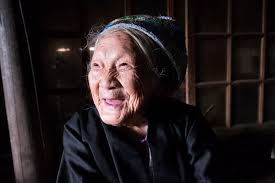 16 Advantages of a Mirrorless Camera: Why I switched!