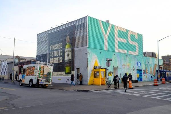 What's It's Like to Party at House of Yes, Brooklyn's Wildest Club -  Business Insider