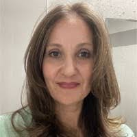 Roxanne Hickman's Instagram, Twitter & Facebook