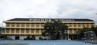 Atau istilahnya santri kalong dan mukim. Pendaftaran Santri Baru Tahun Pelajaran 2021 2022 Pondok Pesantren Islam Al Mukmin