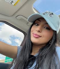 Mounia Munger (@mouniamunger) • Instagram photos and videos