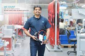 Es wurde 1940 gegründet und stellt elektrische drähte, kabel und leitungssysteme für die automobilindustrie und den industriebedarf her. Gebauer Griller Office Photos Glassdoor