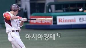 염 감독은 자기 스스로 타격할. 200ì•ˆíƒ€ ë„ì „ìž¥ ì„œê±´ì°½ì—ê² íŠ¹ìœ ì˜ íƒ€ê²©í¼ ìžˆë‹¤ ì•„ì‹œì•„ê²½ì œ