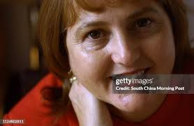 Rhonda O'Donnell, President of Novell Asia-Pacific. 09 March 2004 News  Photo