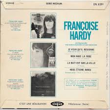 A l´aurore je suis née baptisée de rosée je me suis épanouie heureuse et amoureuse aux rayons du soleil me suis fermée. Mon Amie La Rose De Francoise Hardy Ep Chez Alainl16 Ref 119460192