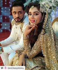 3 592 Likes 31 Comments Zee Tv Zeetv On Instagram Repost Desiclassybrides With Get Repost Pakistani Bridal Dresses Bridal Outfits Pakistani Bridal