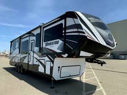 Their 5th wheels are no different and that is why we consider the reflection one of our top 10 best 5th wheel campers. 2017 Grand Design Momentum 376th Fifth Wheel Toy Hauler Trailer Rv 5 Slides True Rv True Rv