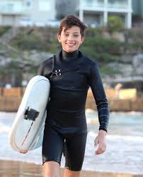 Epingle Par Ghasemi Sur Boy Photos Jeux Ado Beaux Enfants Mecs Mignons