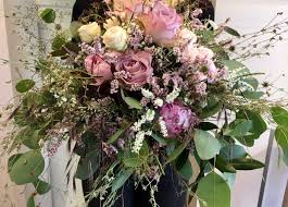 We did not find results for: 2019 Blumen Rampp Hochzeit Brautstrauss Flieder Creme Eukalypthus Blumen Rampp