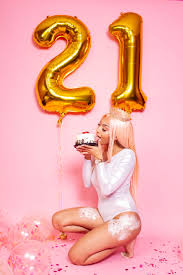 The babies have a major growth spurt after their first birthdays. Baddie Photoshoot Birthday Novocom Top