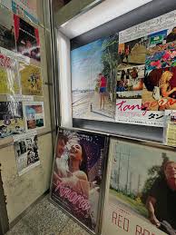 这电影院非常好，1975年清晰得像昨日拍的。喜欢看情色片记得晚上去看。