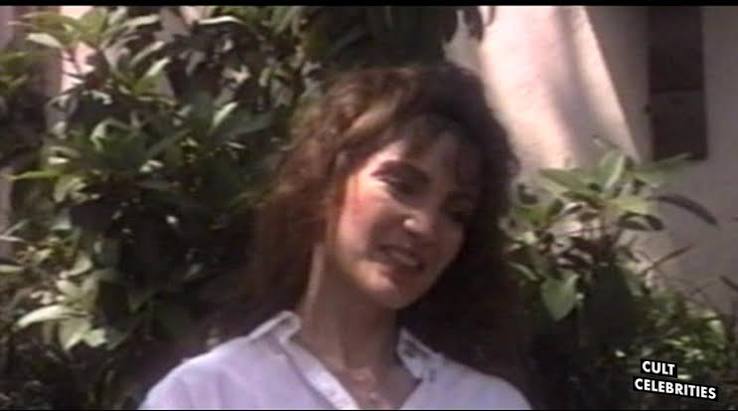 Scream Queen Hot Tub Party (1991) – Cult Celebrities
