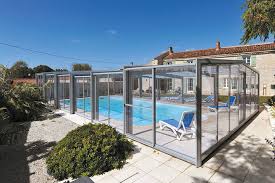 Vous pourrez ainsi en profiter, même s'il grêle ! Prix Abri De Piscine En Alu Fabrication Sur Mesure Gustave Rideau