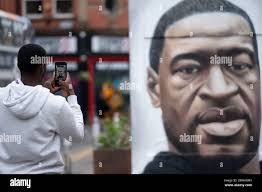 George floyd art knee hi-res stock photography and images