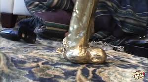 Audry Hollander Brings the New Girl to Make a Threesome with Extra Large  Dildo Insertions