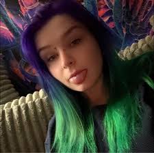 Any dark romantasy book recommendations?