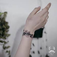 Categorías, acuarelas, ilustrativo, bandas, brazaletes, muñequeras, naturaleza, flores, coronas de flores, pulseras florales. Flower Bracelet Tattoo For Women Novocom Top