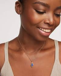 Kendra Scott Adeline Vintage Gold Short Pendant Necklace