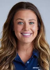 Carly Logan's Instagram, Twitter & Facebook