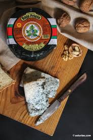Wenn ihnen ein milder käse lieber ist, empfehlen wir ihnen einen „semicurado käse, also eine halbreifen. Cabrales Pdo Kase Online Kaufen Asturias Com