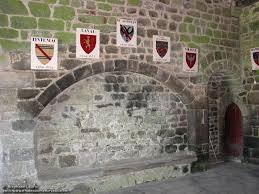 RÃ©sultat de recherche d'images pour "le chateau de montmuran"