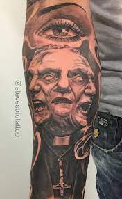 Geometry is a very popular trend that also gives awesome tattoos as a result. 20 Best Tattoos From Amazing Tattoo Artist Steve Soto Doozy List Cool Tattoos Tattoo Artists Tattoos