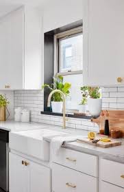 Best Kitchen Window Trim Tile 63 Ideas Kitchen Window Sill Kitchen Renovation Kitchen Window